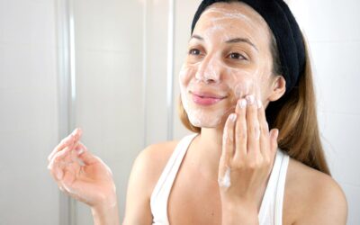 Face Cleanser vs. Exfoliator for Your Skin: A Complete Guide
